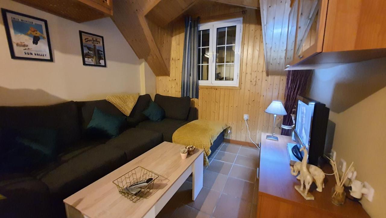 Acogedor Apartamento En Sierra Nevada Con Piscina Acceso Directo A Silla מראה חיצוני תמונה
